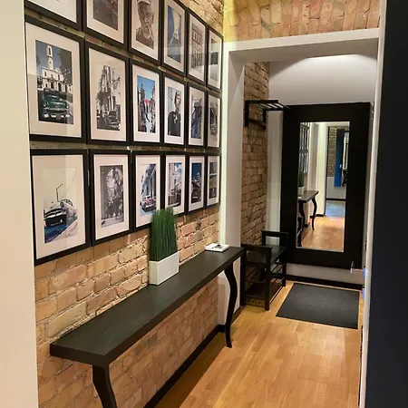 Downtown Retreat Loft-industrial * Riga