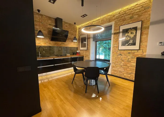 Downtown Retreat Loft-industrial * Riga