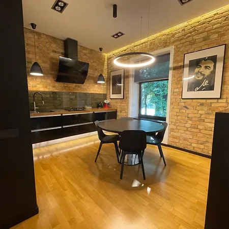 Downtown Retreat Loft-industrial * Riga